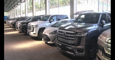 সাবেক সাংসদদের বিলাসবহুল ৩১ গাড়ি মন্ত্রনালয়ে হস্তান্তর