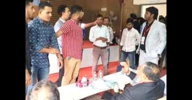 দোসর দোসর শ্লোগান, বিকেএমইএ সভাপতি নাজেহাল