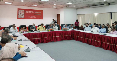 ‘১ লাখের জায়গায় এখন ঘুষ ৫ লাখ’
